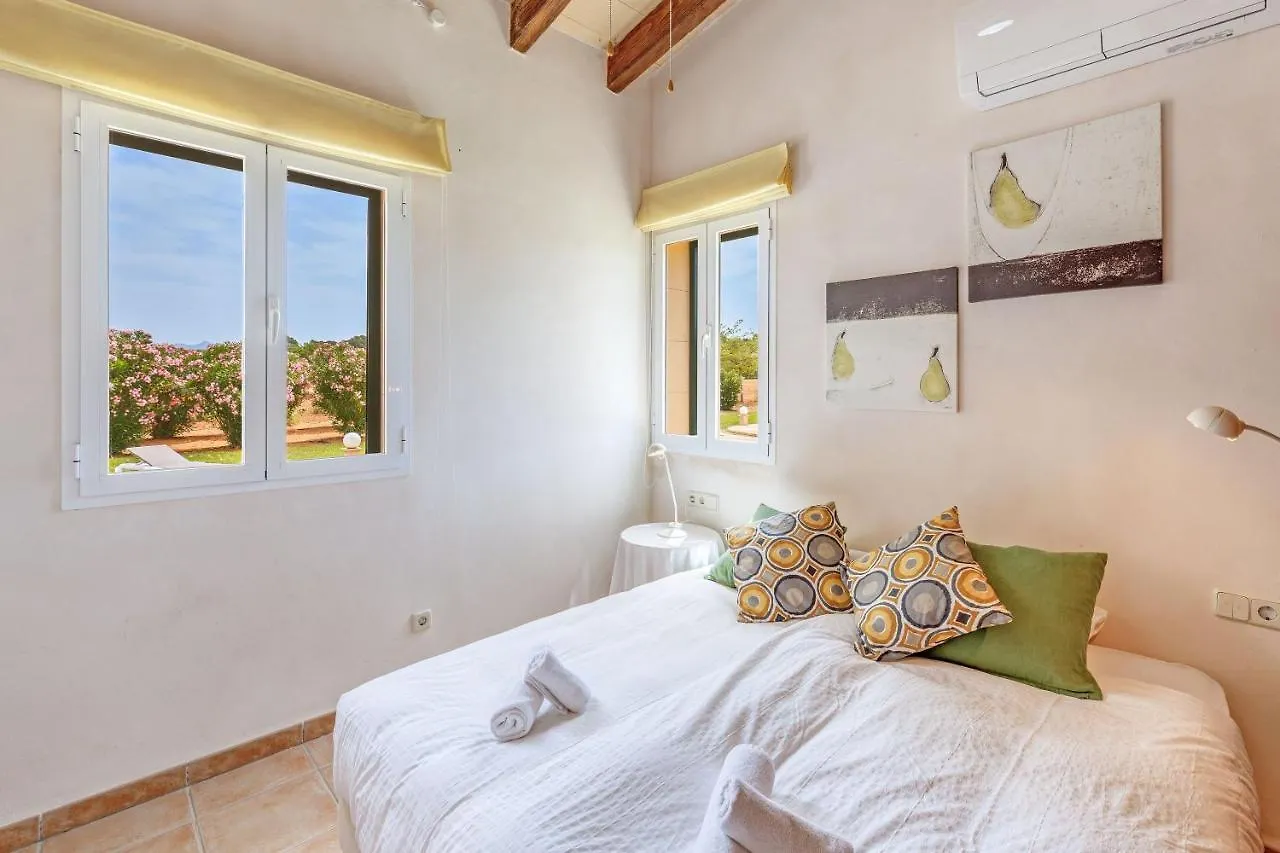 Son Pere Villa Campos